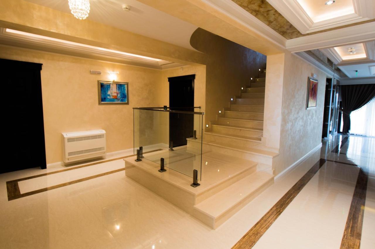 Hotel Bohemi Хасково Екстериор снимка