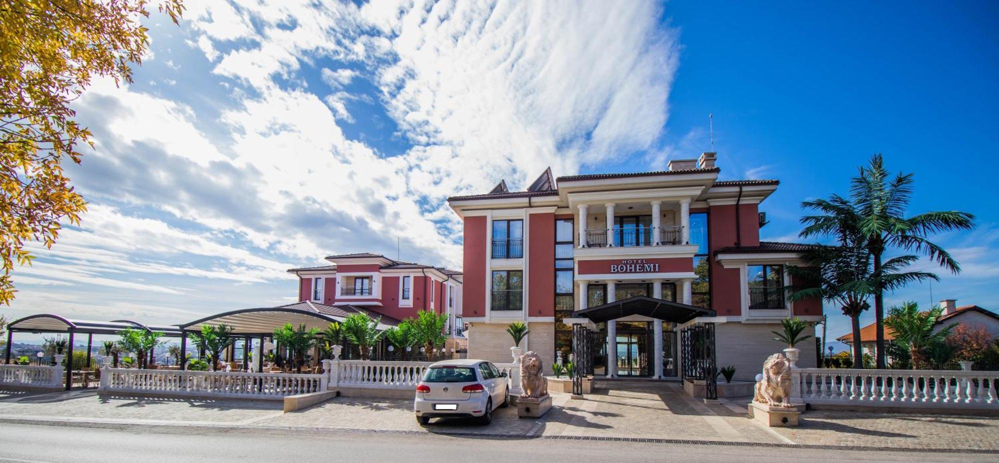Hotel Bohemi Хасково Екстериор снимка